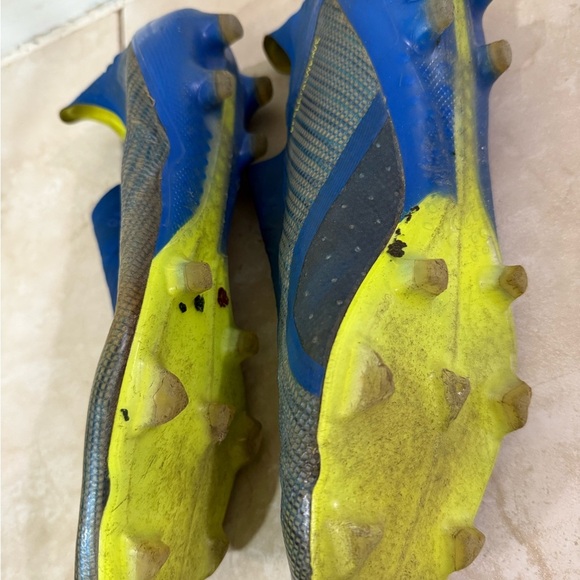 Adidas Blue and Yellow Soccer Cleats - Picture 3 of 6